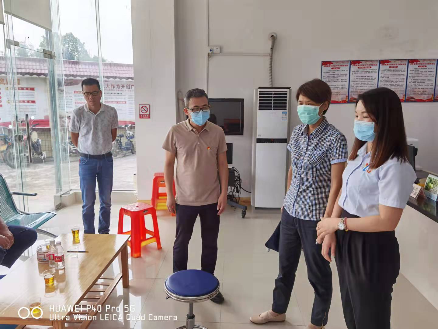 6市人大常委会副主任吉喆到龙胜镇选区进行现场指导.jpg