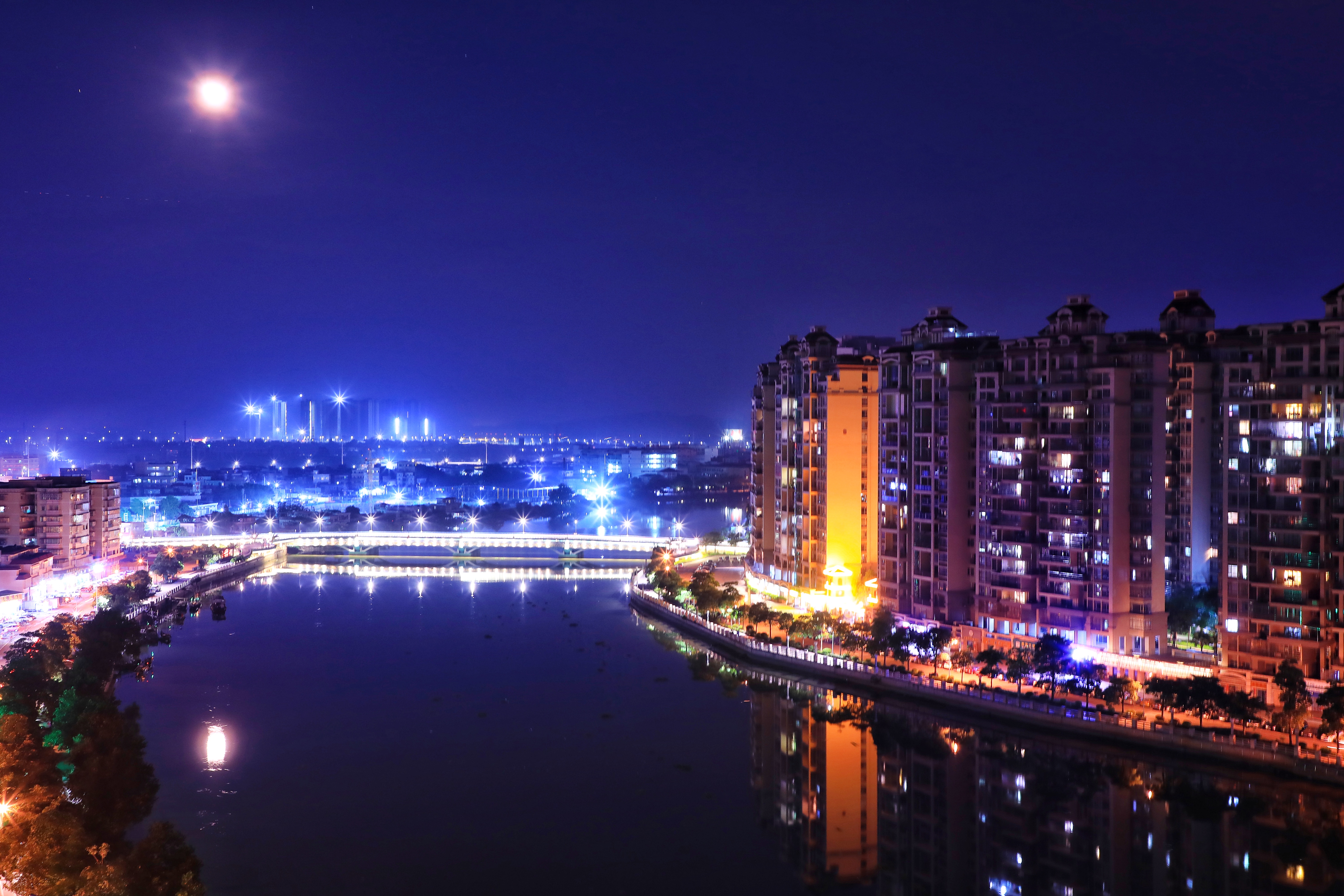 今时“长沙涌月”.jpg